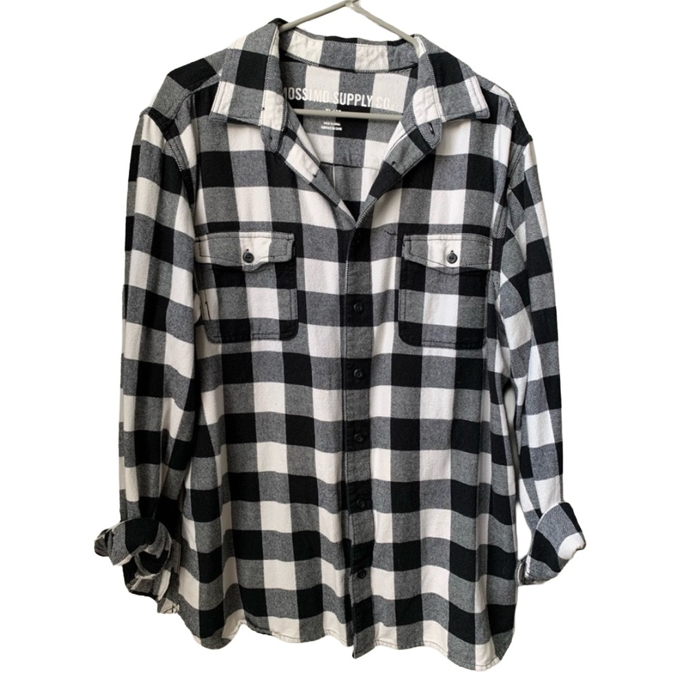 MOSSIMO Women’s Black White Plaid Flannel Long Sleeve Button Down Shirt